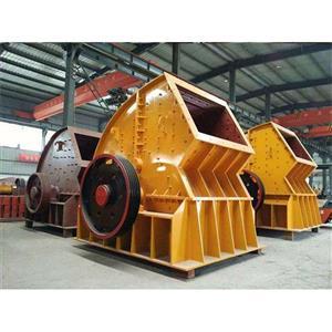 邢台移动大口反击式破碎机 建筑垃圾反击式矿石破碎机